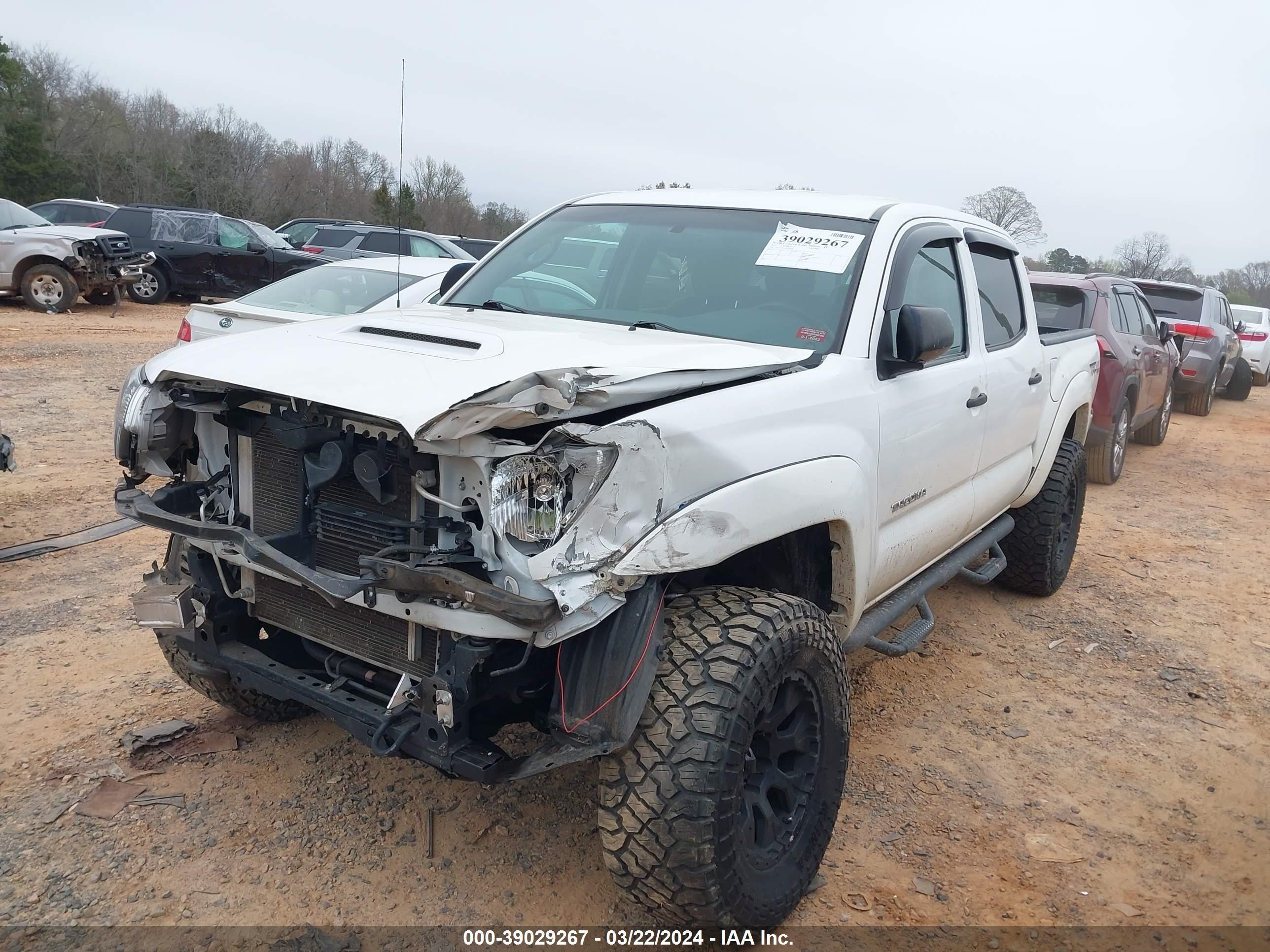 Photo 1 VIN: 5TFLU4ENOFX147920 - TOYOTA TACOMA 