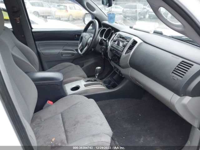 Photo 4 VIN: 5TFLU4ENXCX025030 - TOYOTA TACOMA 