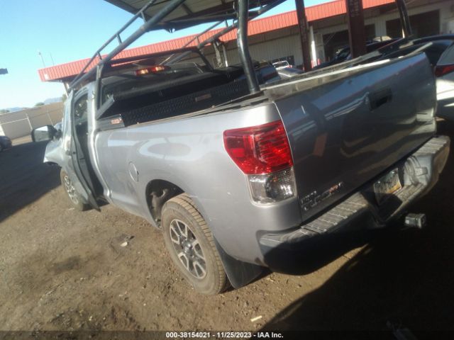 Photo 2 VIN: 5TFLU5F14DX029609 - TOYOTA TUNDRA 