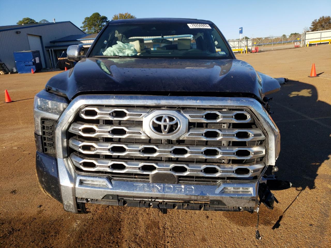 Photo 4 VIN: 5TFMA5ABXNX003790 - TOYOTA TUNDRA 