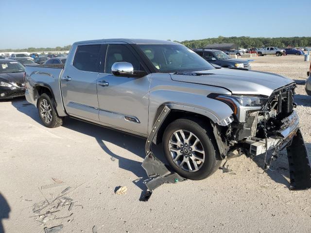 Photo 3 VIN: 5TFMC5AB3NX001163 - TOYOTA TUNDRA CRE 