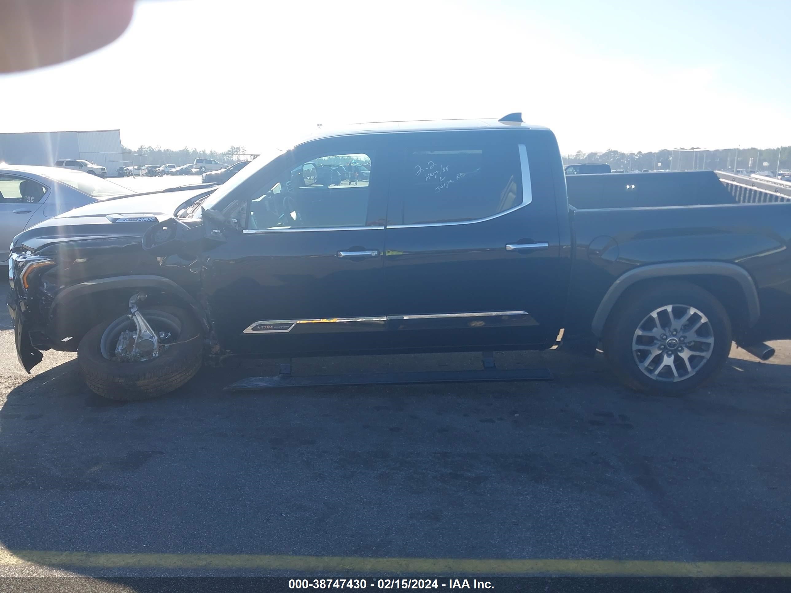 Photo 12 VIN: 5TFMC5AB5RX003034 - TOYOTA TUNDRA 