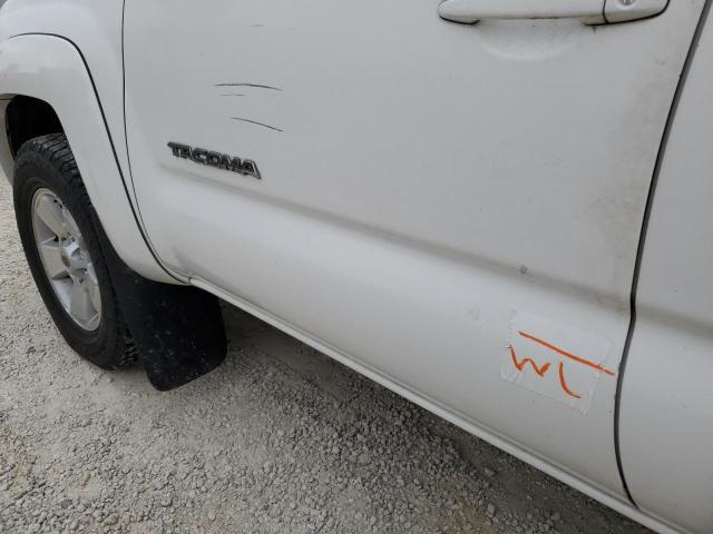 Photo 8 VIN: 5TFMU4FN0BX001580 - TOYOTA TACOMA DOU 