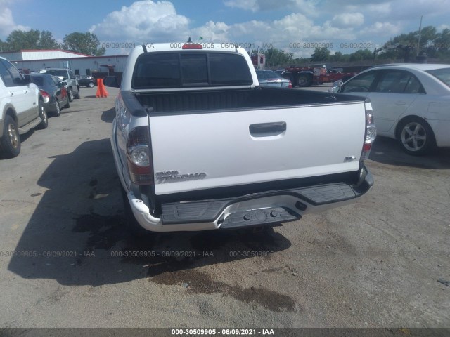 Photo 5 VIN: 5TFMU4FN0EX025706 - TOYOTA TACOMA 