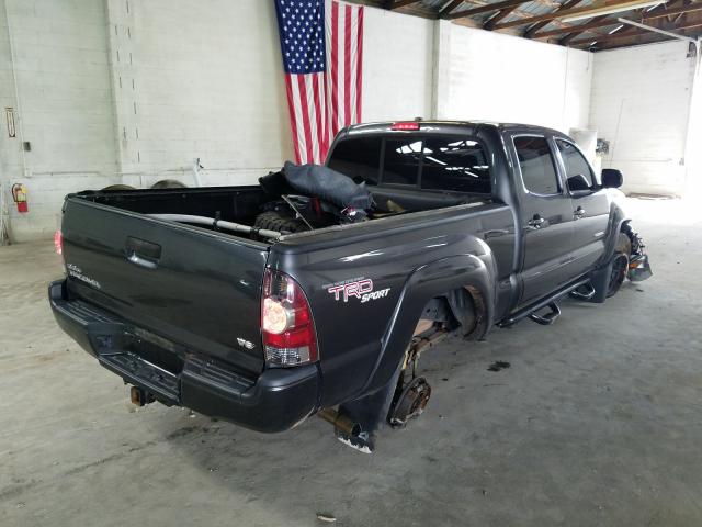 Photo 3 VIN: 5TFMU4FN2BX002827 - TOYOTA TACOMA DOU 