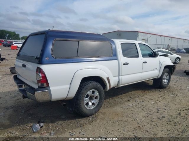 Photo 3 VIN: 5TFMU4FN5BX002921 - TOYOTA TACOMA 