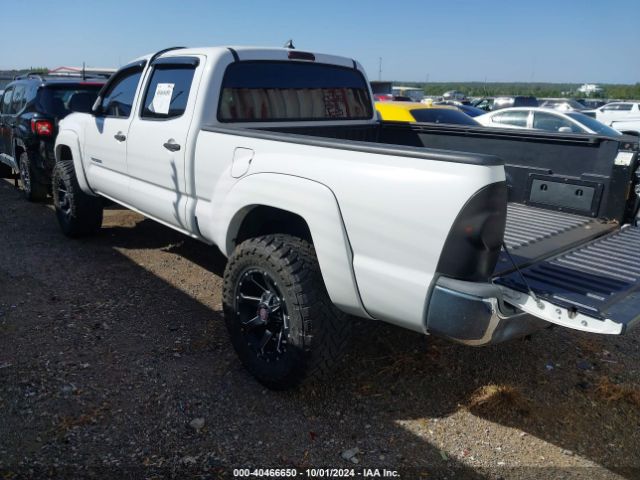 Photo 2 VIN: 5TFMU4FN6FX030300 - TOYOTA TACOMA 