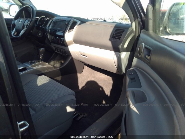 Photo 4 VIN: 5TFMU4FN7DX019416 - TOYOTA TACOMA 