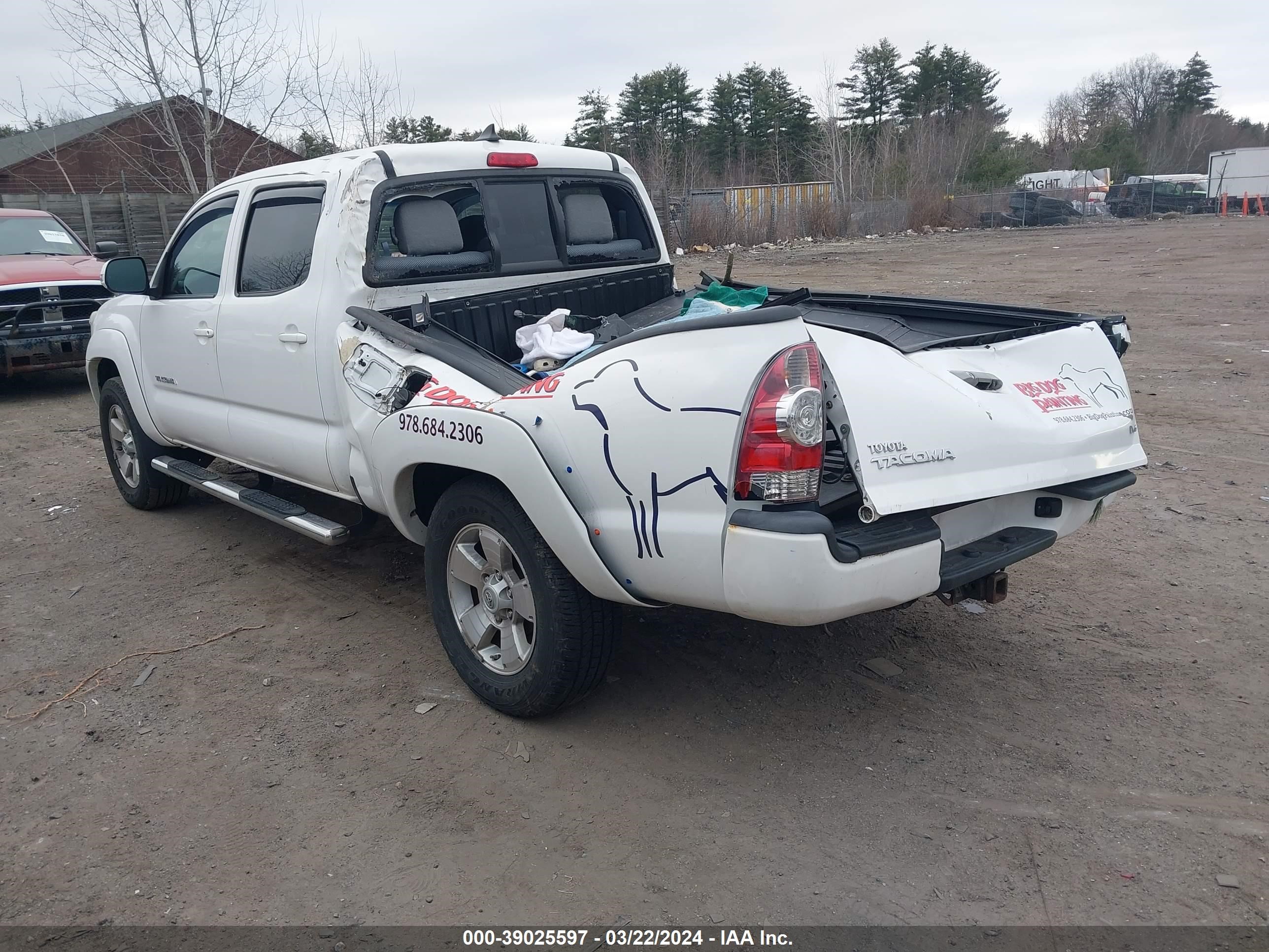 Photo 2 VIN: 5TFMU4FN7FX030175 - TOYOTA TACOMA 