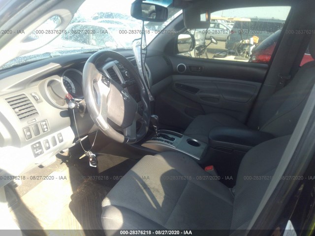 Photo 4 VIN: 5TFMU4FN9CX004401 - TOYOTA TACOMA 