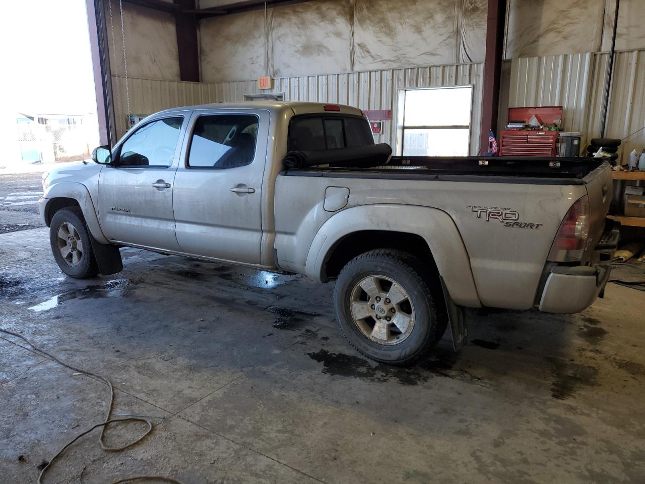 Photo 1 VIN: 5TFMU4FN9DX010023 - TOYOTA TACOMA 