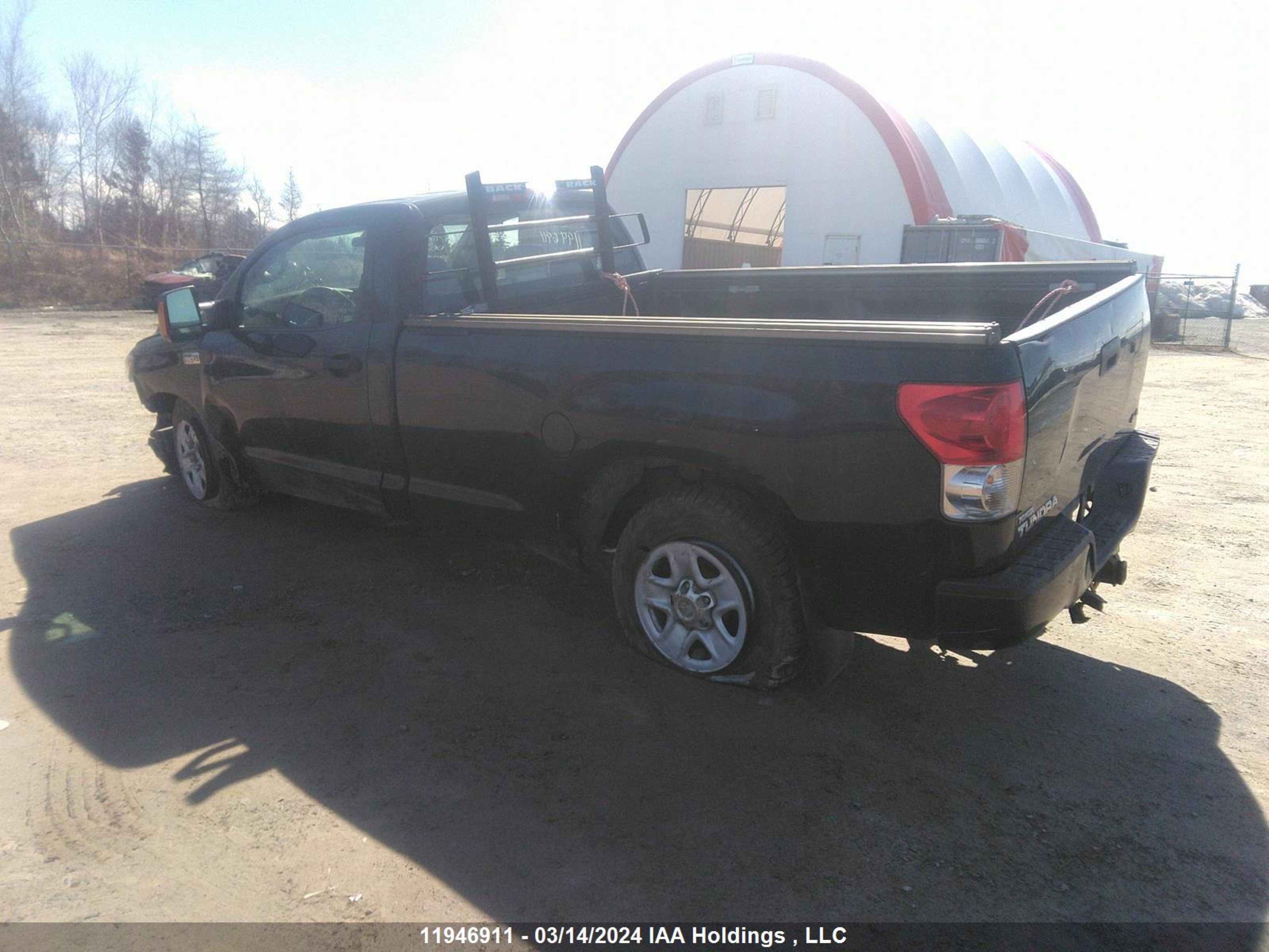 Photo 2 VIN: 5TFMV52177X003890 - TOYOTA TUNDRA 