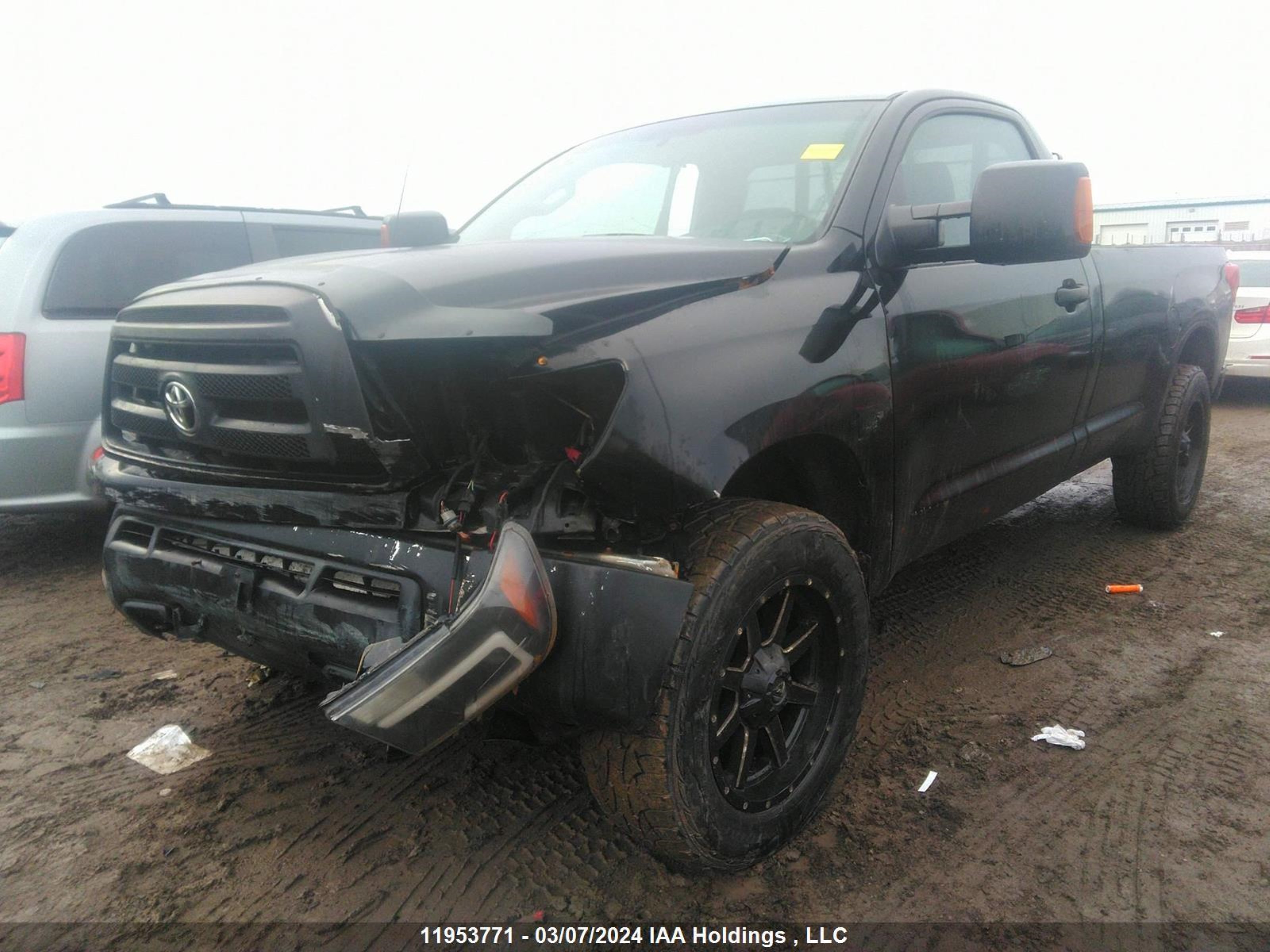 Photo 1 VIN: 5TFMY5F14BX195697 - TOYOTA TUNDRA 