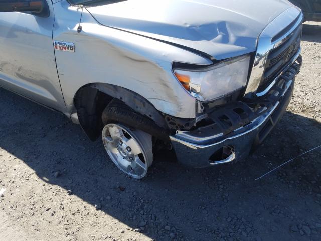 Photo 8 VIN: 5TFMY5F17BX161267 - TOYOTA TUNDRA 