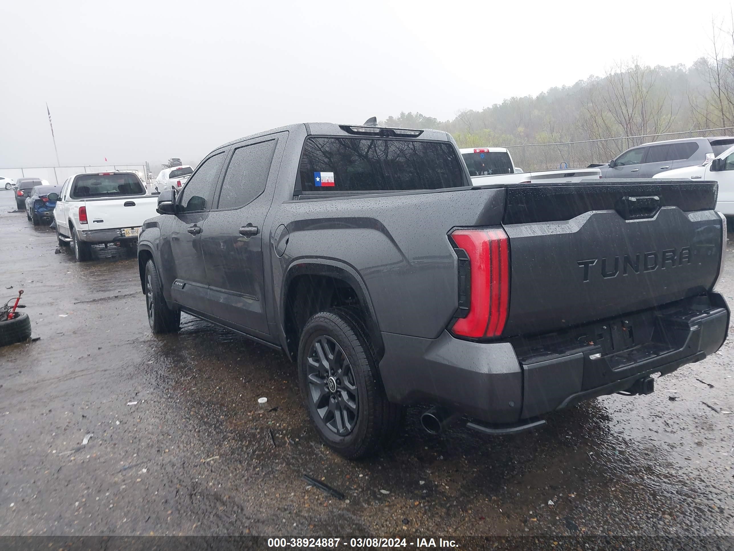 Photo 2 VIN: 5TFNA5AB0RX030538 - TOYOTA TUNDRA 