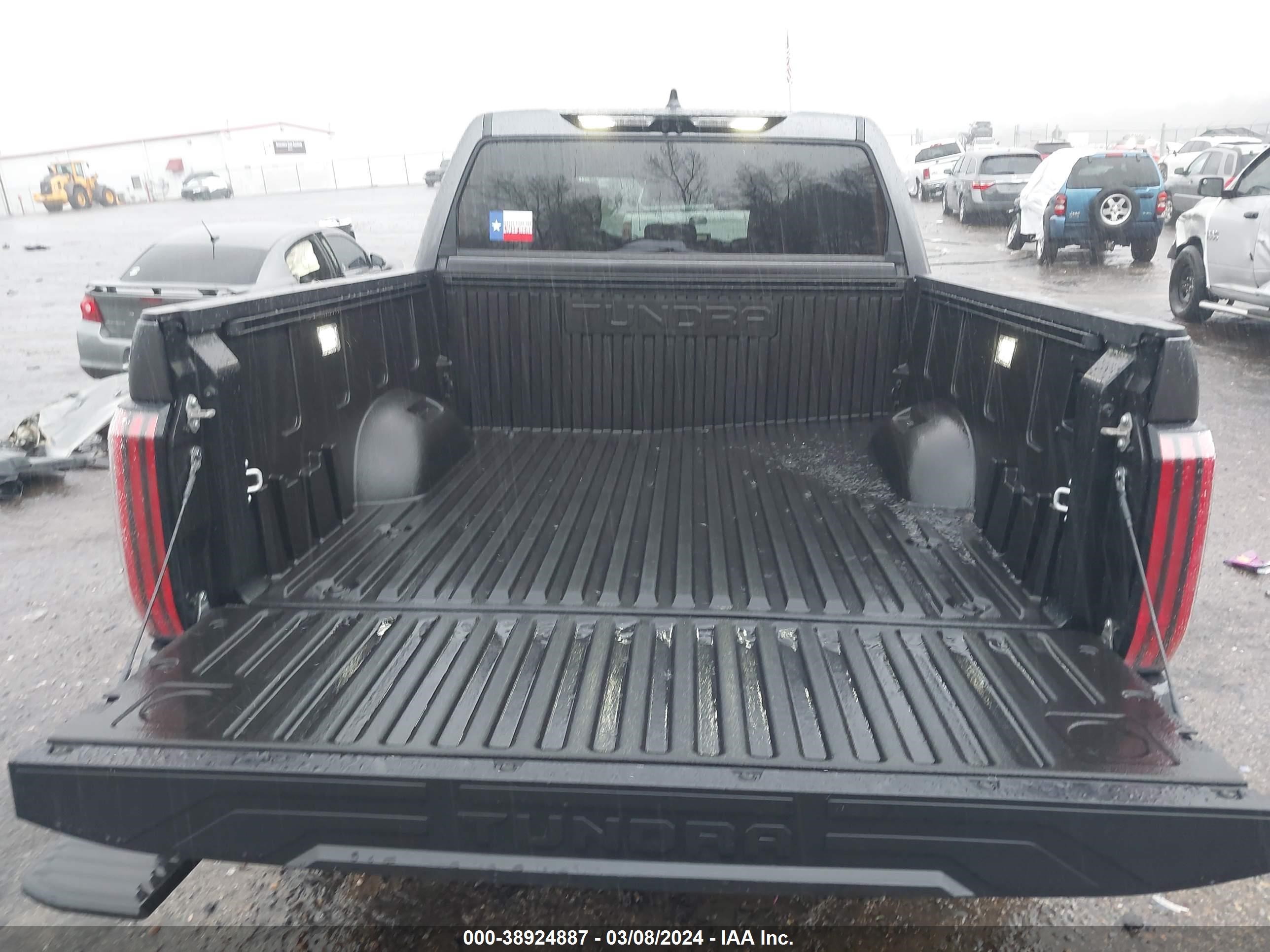 Photo 6 VIN: 5TFNA5AB0RX030538 - TOYOTA TUNDRA 