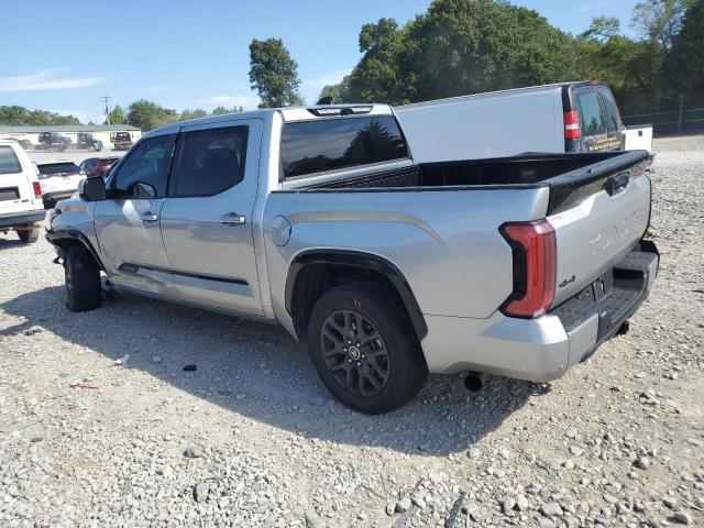 Photo 1 VIN: 5TFNA5DB3NX008541 - TOYOTA TUNDRA CRE 