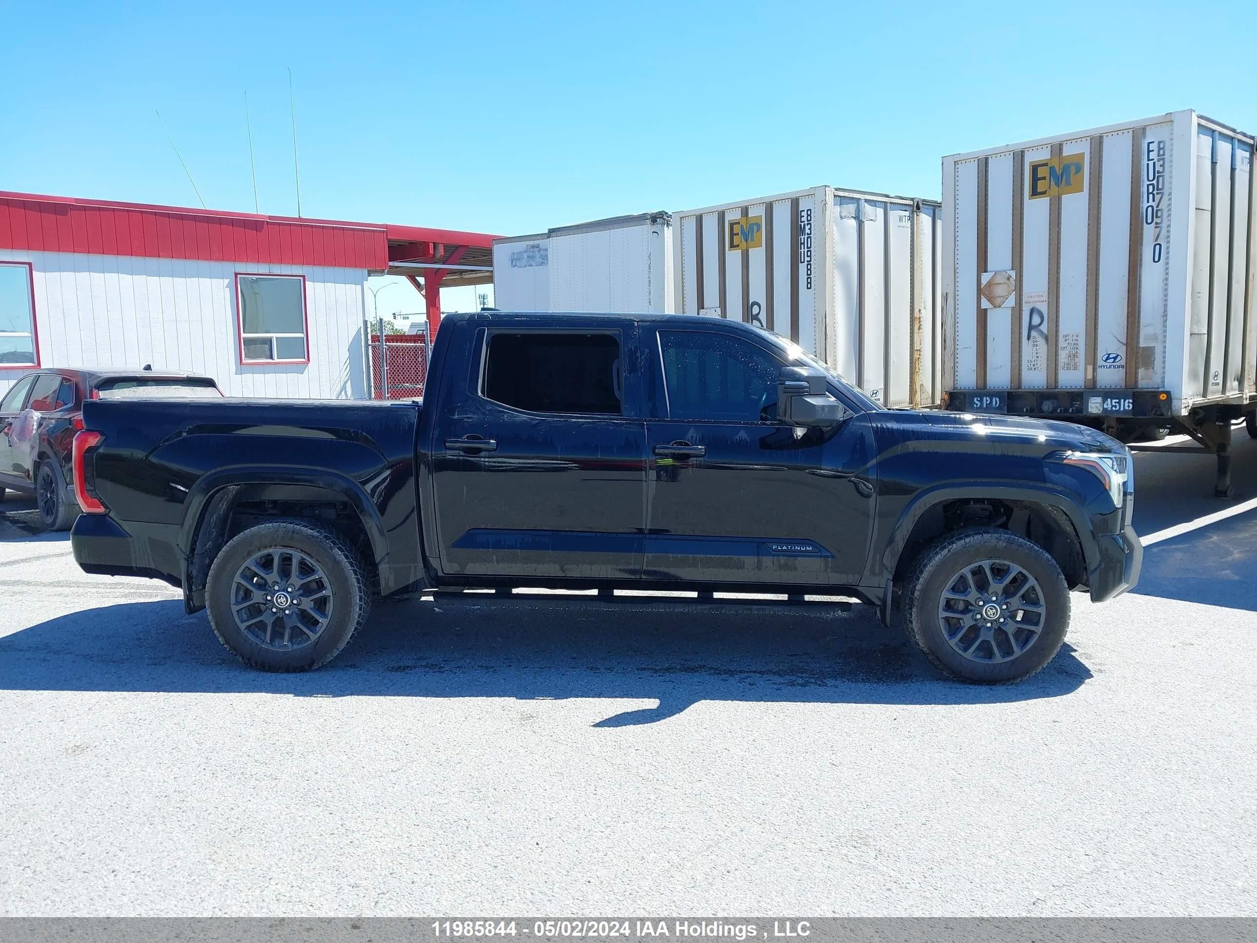 Photo 13 VIN: 5TFNA5DB3NX021158 - TOYOTA TUNDRA 