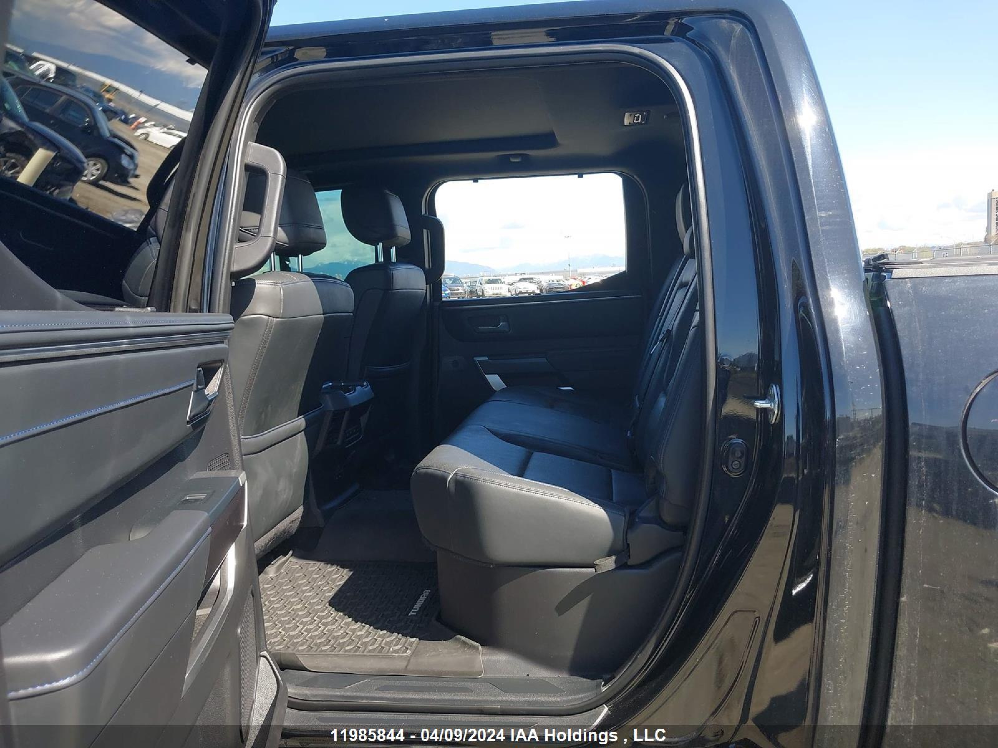 Photo 7 VIN: 5TFNA5DB3NX021158 - TOYOTA TUNDRA 