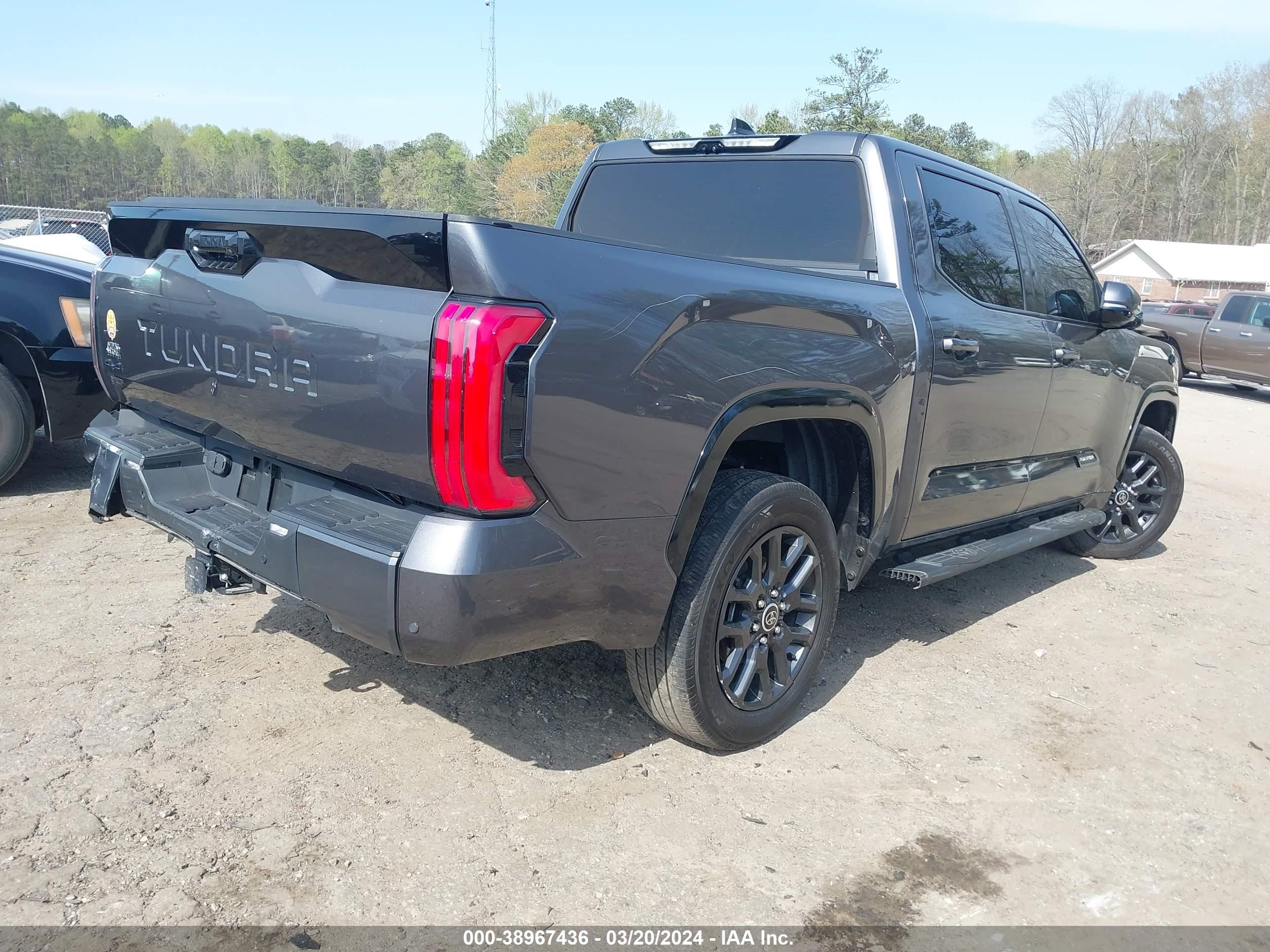 Photo 3 VIN: 5TFNA5DB3NX034413 - TOYOTA TUNDRA 