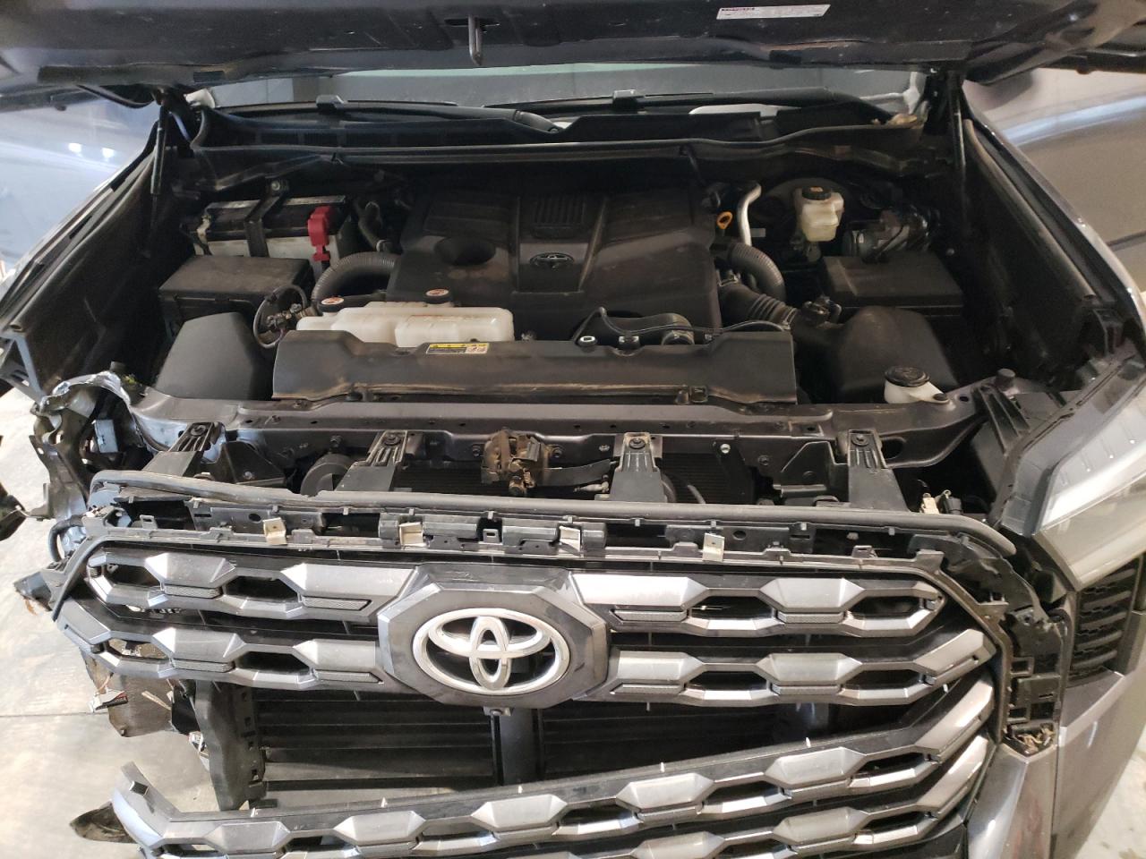 Photo 10 VIN: 5TFNA5DB5NX042061 - TOYOTA TUNDRA 