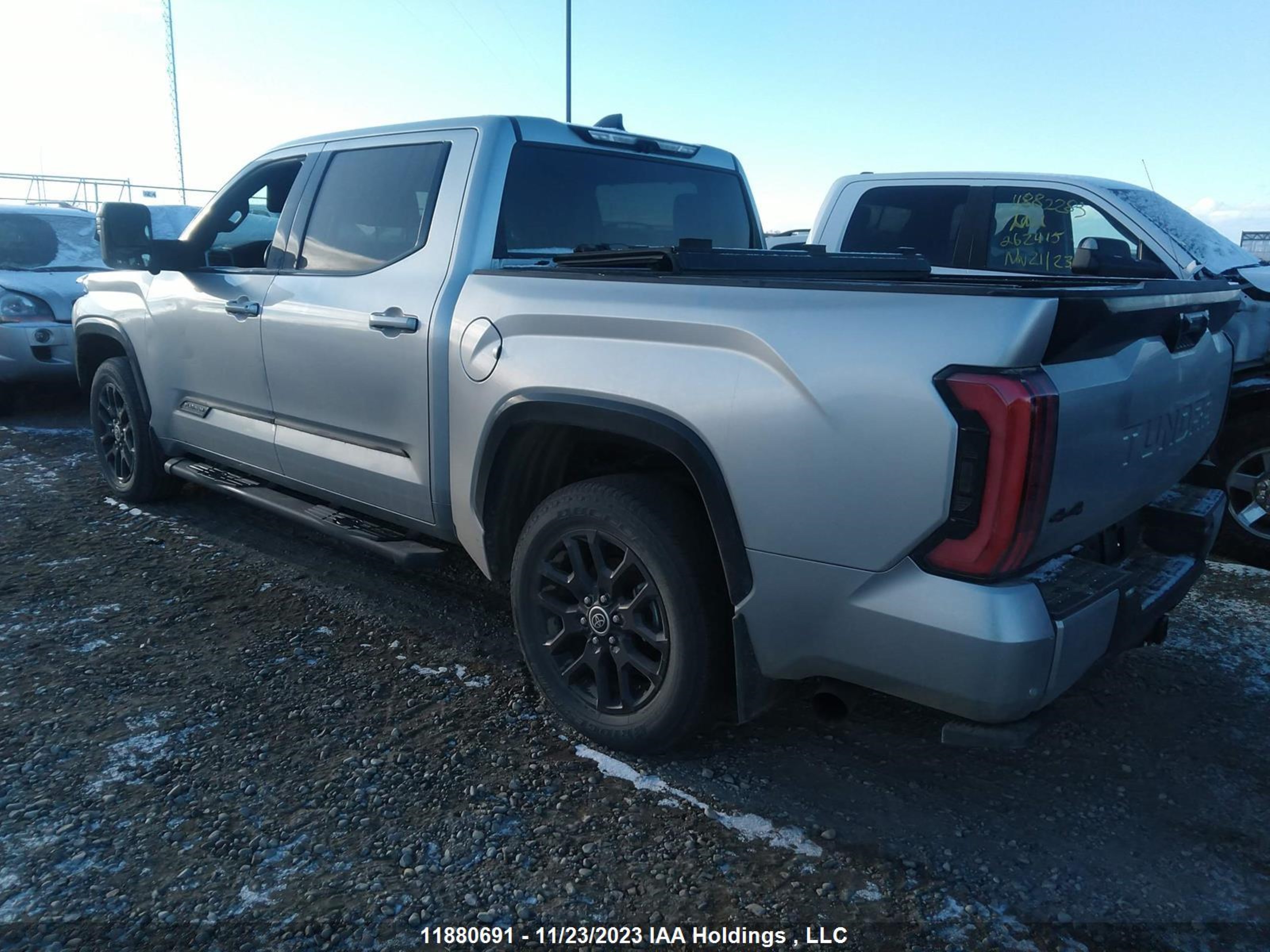 Photo 2 VIN: 5TFNA5DB6NX037810 - TOYOTA TUNDRA 