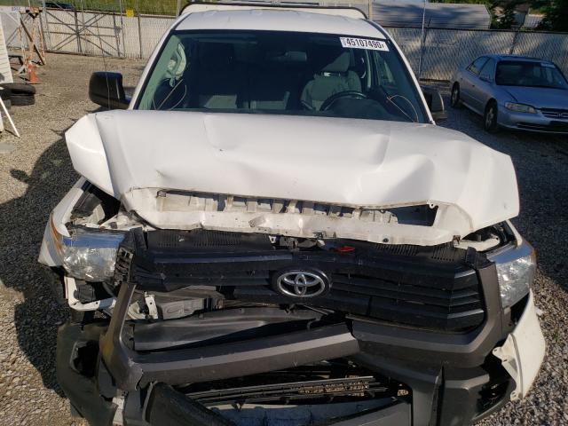 Photo 6 VIN: 5TFNU5F15EX032464 - TOYOTA TUNDRA SR 