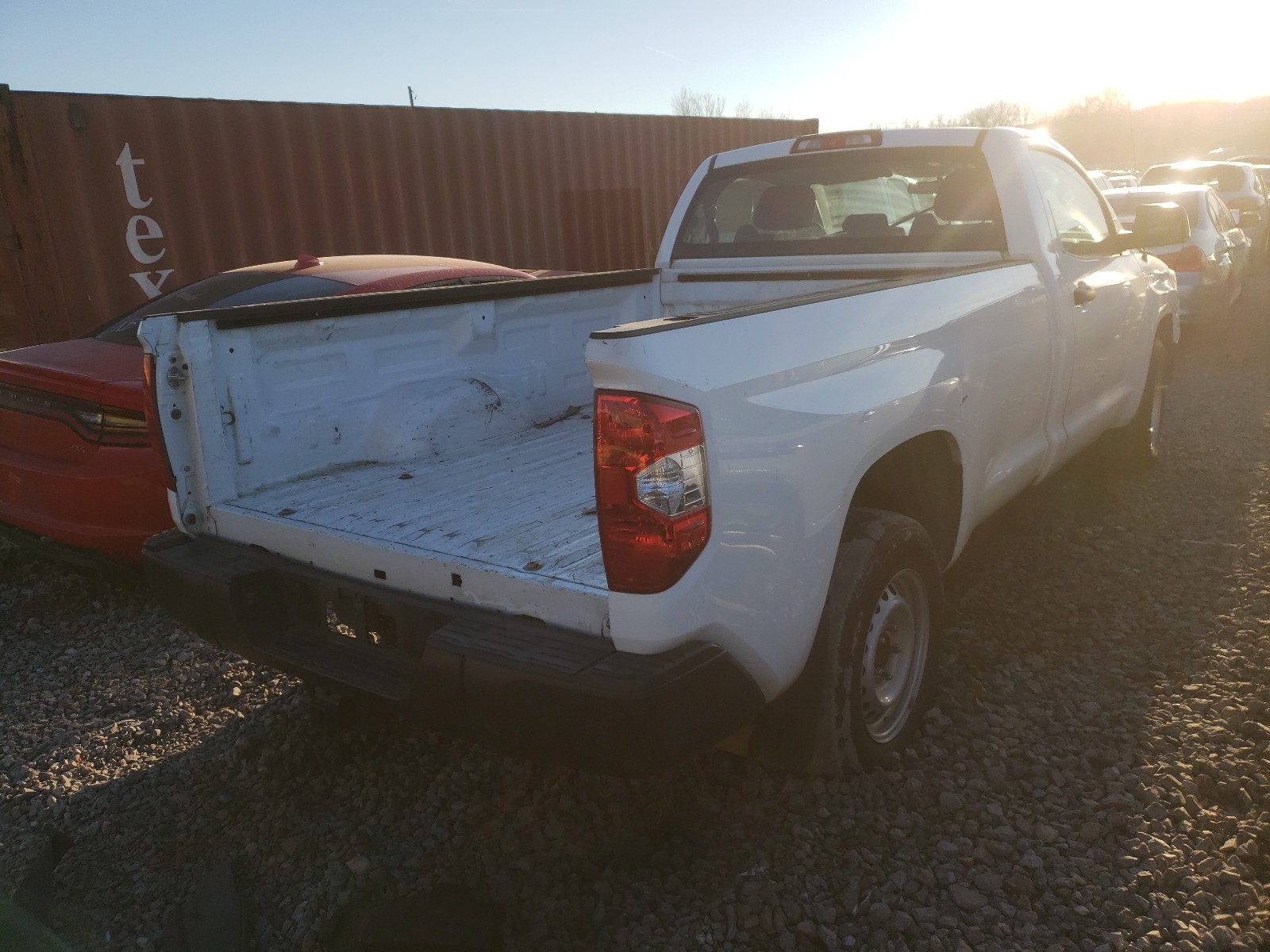 Photo 3 VIN: 5TFNW5F10HX218217 - TOYOTA TUNDRA SR 