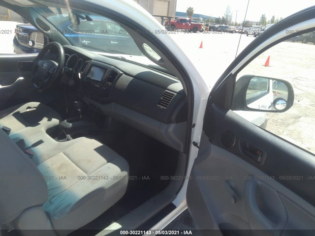 Photo 4 VIN: 5TFNX4CN0CX015934 - TOYOTA TACOMA 