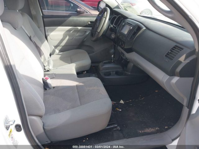 Photo 4 VIN: 5TFNX4CN1DX025678 - TOYOTA TACOMA 