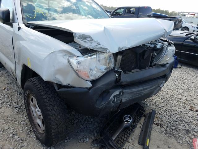 Photo 8 VIN: 5TFNX4CN2BX003489 - TOYOTA TACOMA 