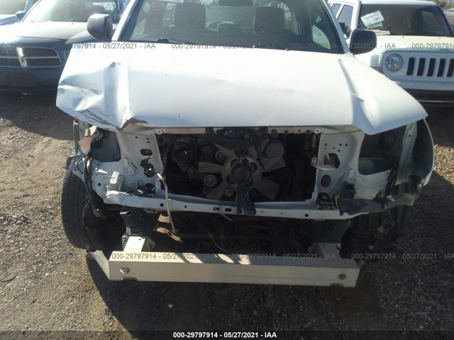 Photo 5 VIN: 5TFNX4CN3EX042676 - TOYOTA TACOMA 