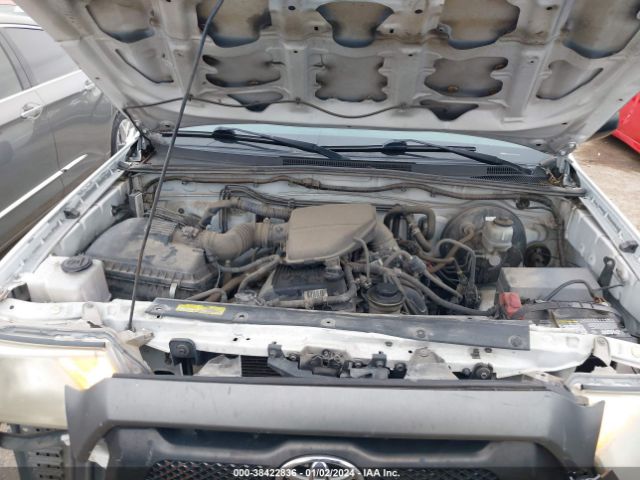 Photo 9 VIN: 5TFNX4CN4CX012468 - TOYOTA TACOMA 