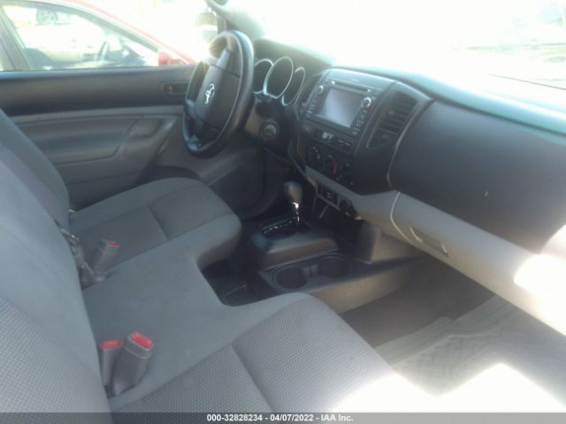 Photo 4 VIN: 5TFNX4CN4DX019759 - TOYOTA TACOMA 