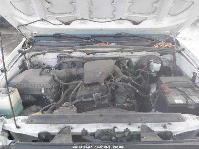 Photo 9 VIN: 5TFNX4CN4DX027652 - TOYOTA TACOMA 