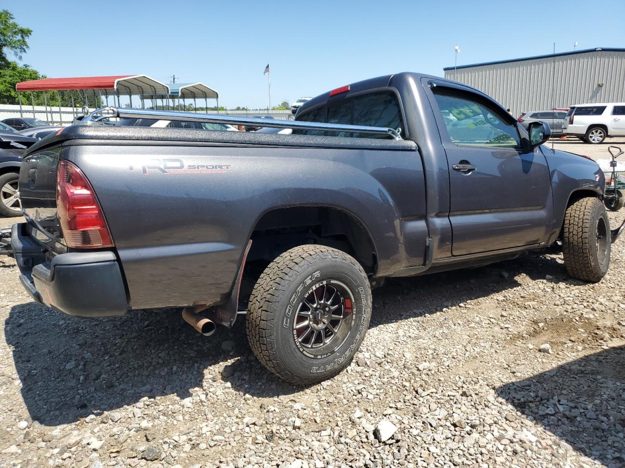 Photo 2 VIN: 5TFNX4CN5DX031595 - TOYOTA TACOMA 