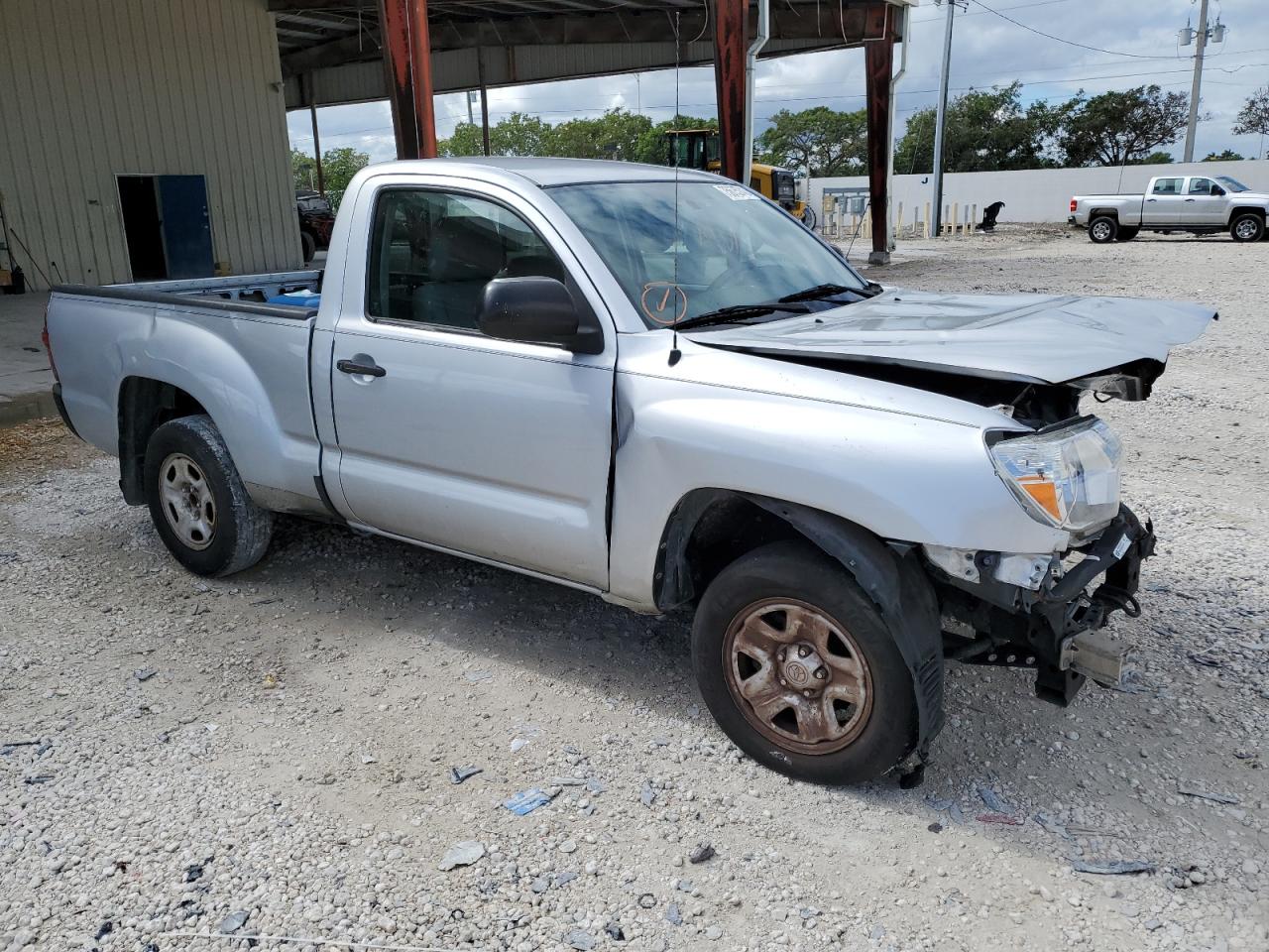 Photo 3 VIN: 5TFNX4CN8DX028741 - TOYOTA TACOMA 