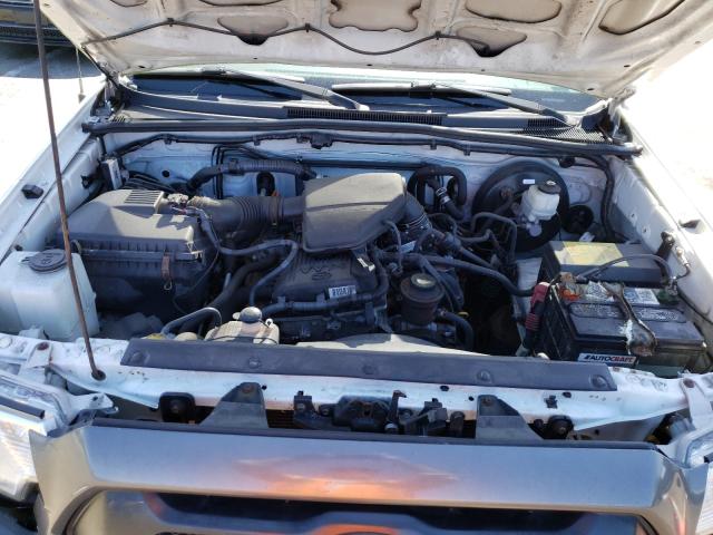 Photo 6 VIN: 5TFNX4CN8DX031557 - TOYOTA TACOMA 