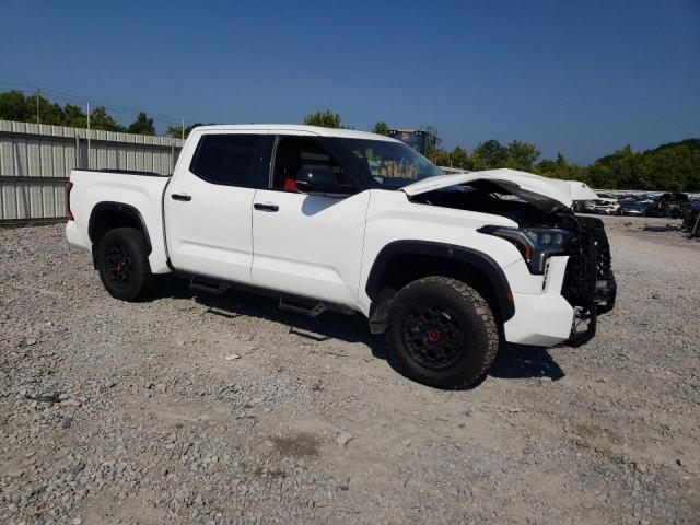 Photo 3 VIN: 5TFPC5DB4PX031395 - TOYOTA TUNDRA CRE 