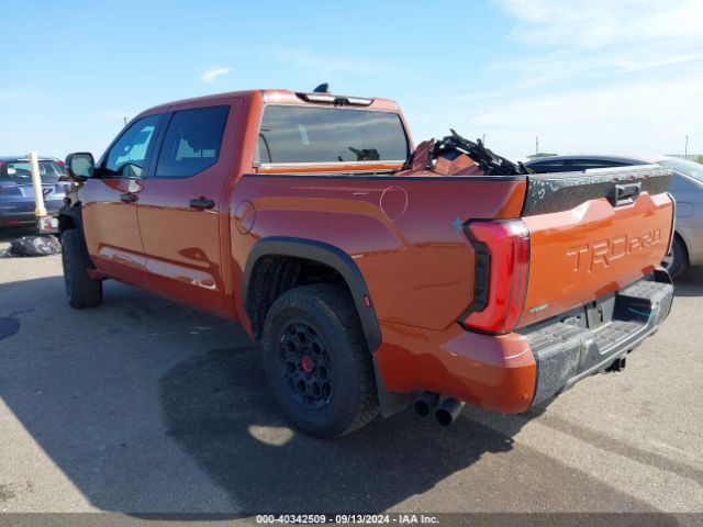 Photo 2 VIN: 5TFPC5DB5RX064733 - TOYOTA TUNDRA 