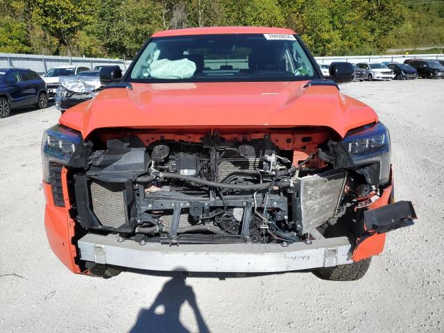 Photo 4 VIN: 5TFPC5DB6PX015327 - TOYOTA TUNDRA CRE 