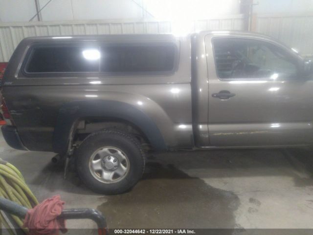 Photo 5 VIN: 5TFPX4EN2BX004678 - TOYOTA TACOMA 