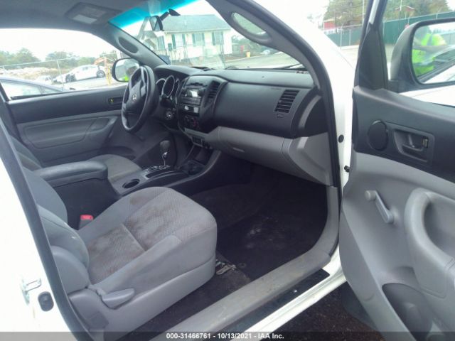 Photo 4 VIN: 5TFPX4EN2CX008277 - TOYOTA TACOMA 