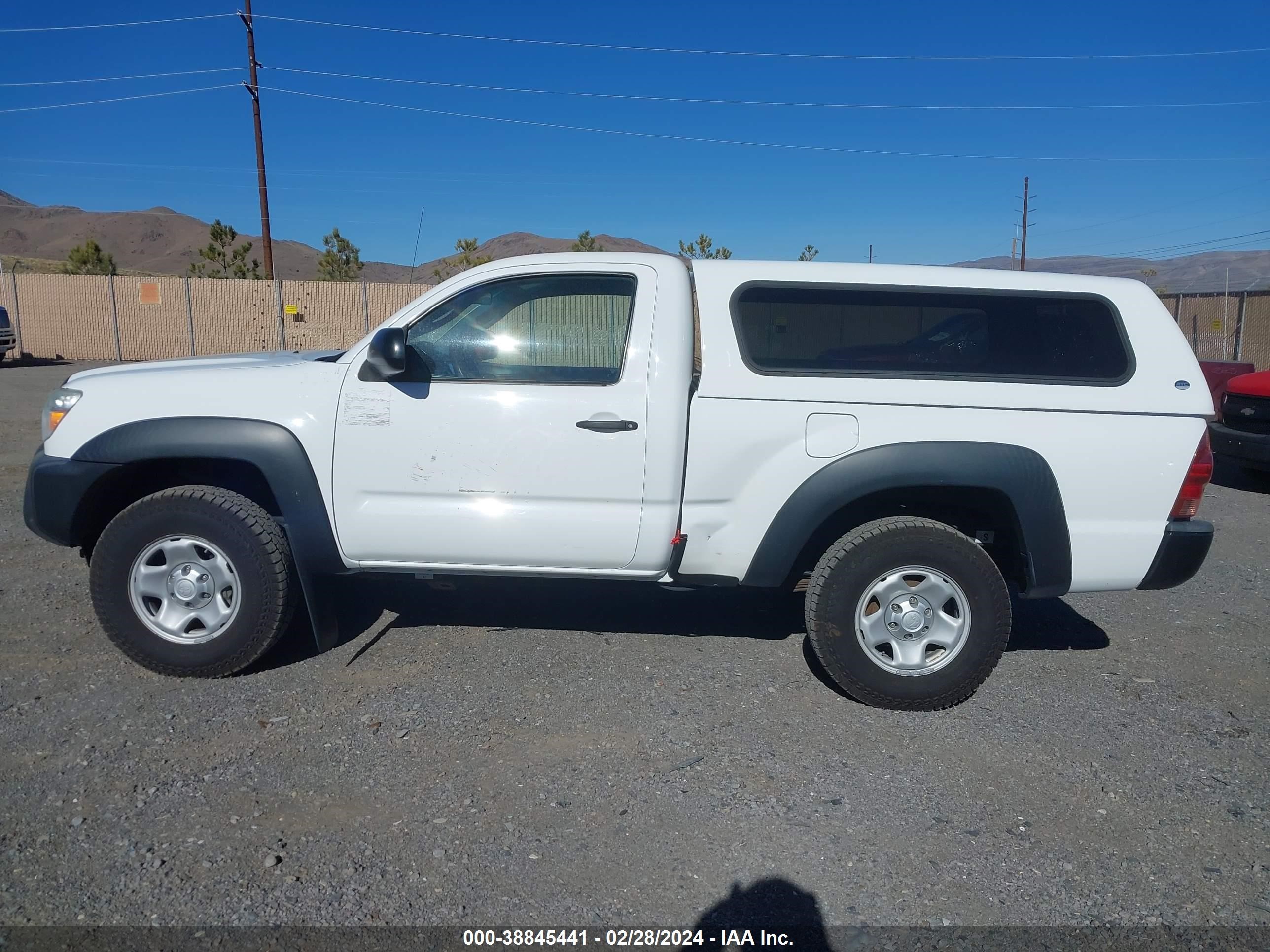 Photo 13 VIN: 5TFPX4EN3EX020991 - TOYOTA TACOMA 