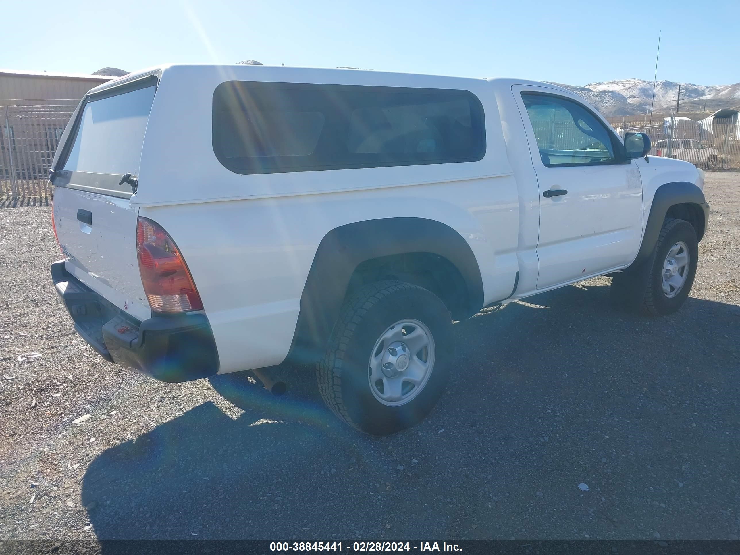 Photo 3 VIN: 5TFPX4EN3EX020991 - TOYOTA TACOMA 