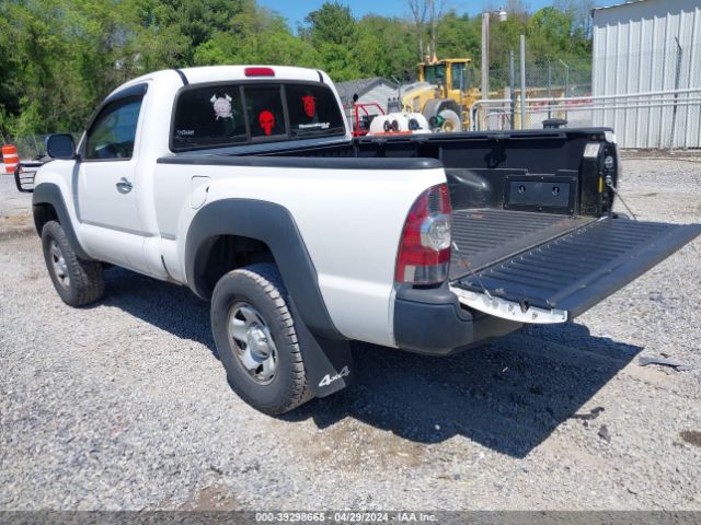 Photo 2 VIN: 5TFPX4EN4BX006495 - TOYOTA TACOMA 