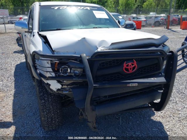 Photo 5 VIN: 5TFPX4EN4BX006495 - TOYOTA TACOMA 