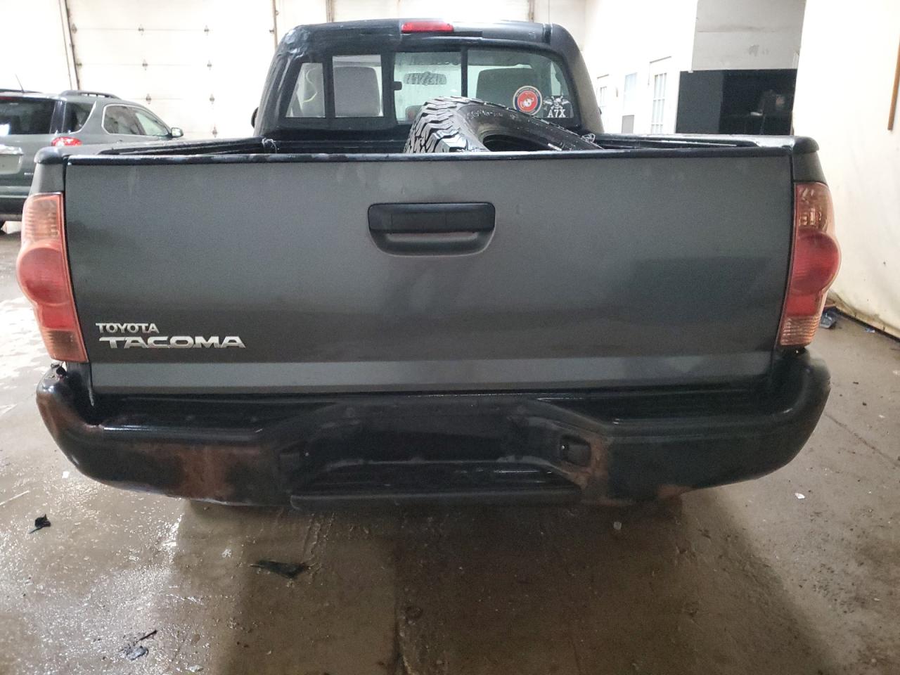 Photo 5 VIN: 5TFPX4EN5CX008936 - TOYOTA TACOMA 