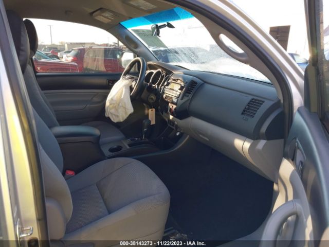 Photo 4 VIN: 5TFPX4EN6CX012414 - TOYOTA TACOMA 