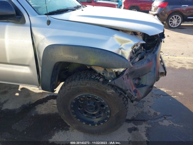 Photo 5 VIN: 5TFPX4EN6CX012414 - TOYOTA TACOMA 